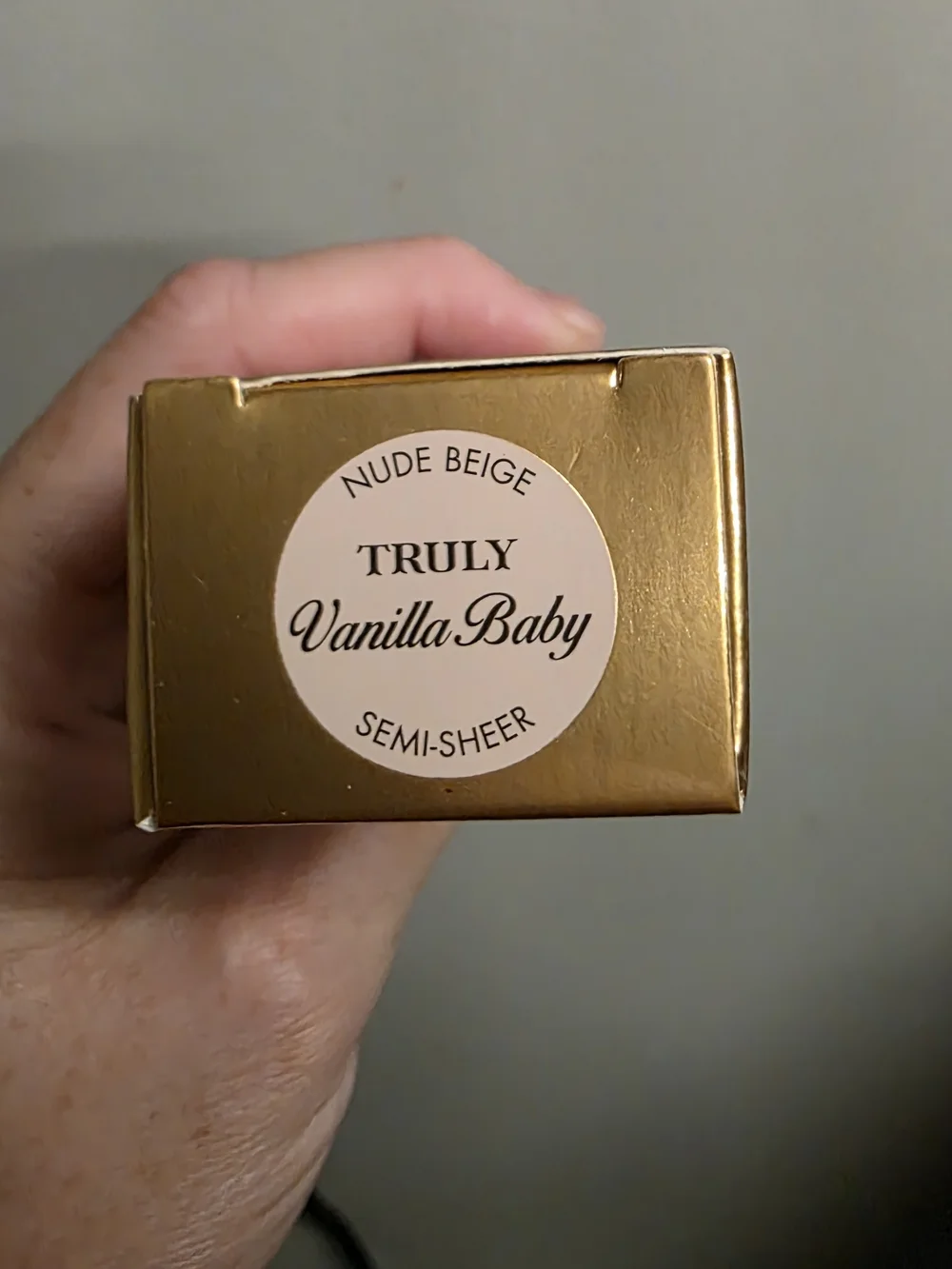 TRULY Hydrating Lip Gloss-Vanilla Baby